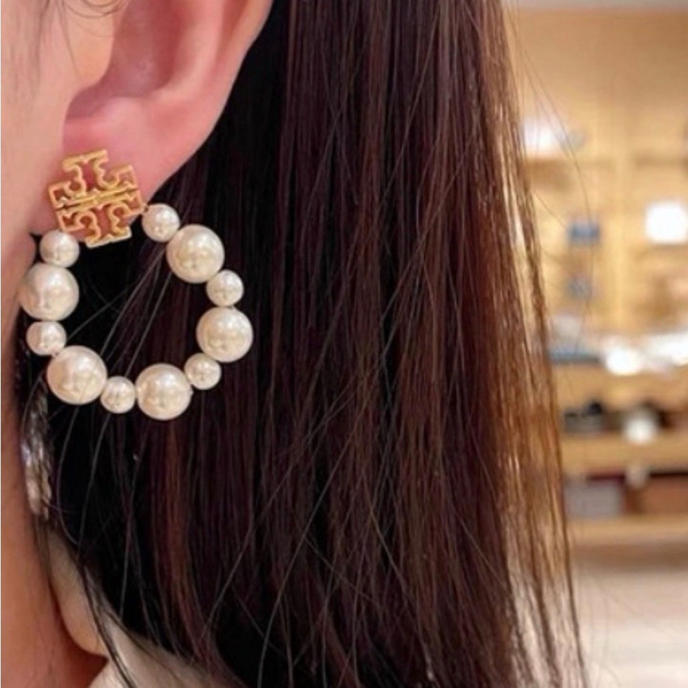 Tory Burch Pearl and Gold Logo Earrings - Picture 4 of 4
